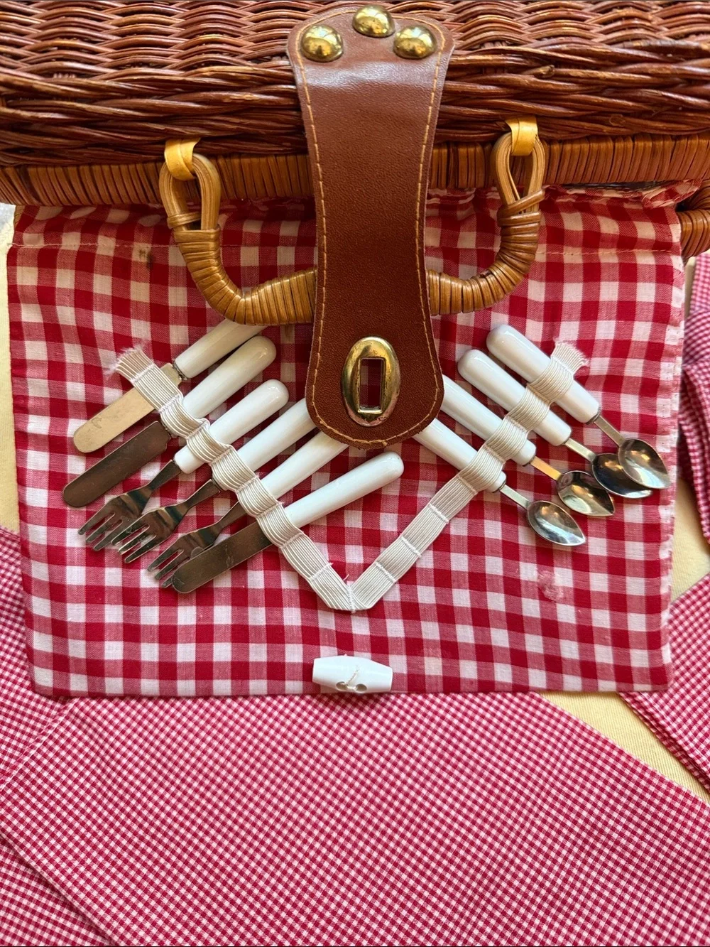 Madeline Vintage Wicker Picnic Basket Tea Set with Book